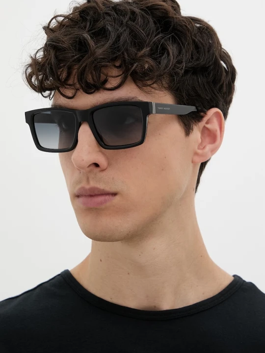 Zdjęcie produktu Tommy Hilfiger okulary przeciwsłoneczne męskie czarny