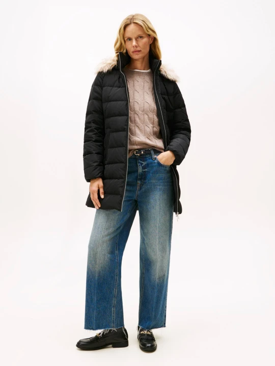Zdjęcie produktu Tommy Hilfiger Puchowa kurtka | Slim Fit czarny