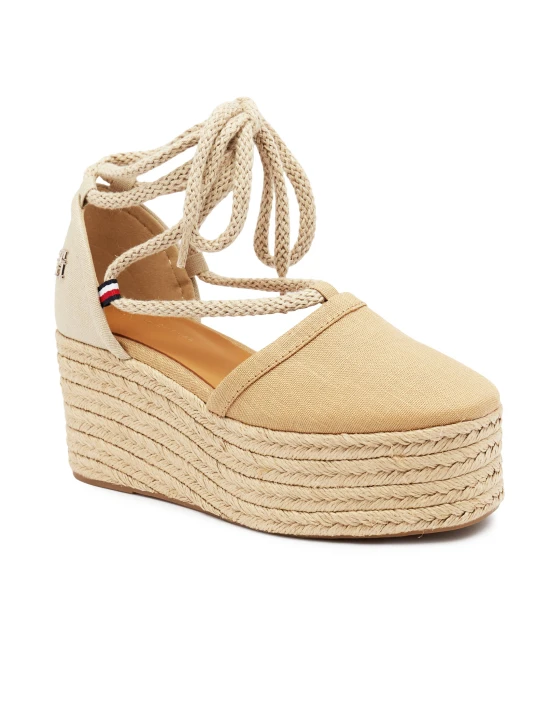 Zdjęcie produktu Tommy Hilfiger Sandały | z dodatkiem skóry beżowy