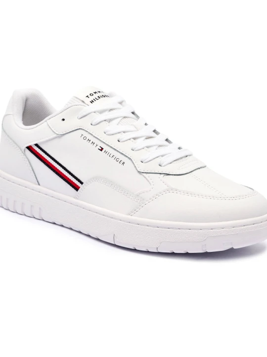 Zdjęcie produktu Tommy Hilfiger Skórzane sneakersy BASKET CORE biały