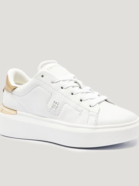 Zdjęcie produktu Tommy Hilfiger Skórzane sneakersy CHIC biały