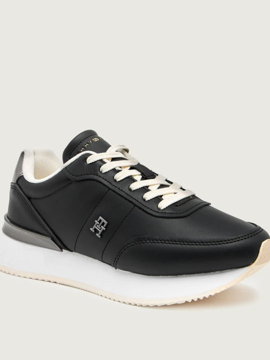 Zdjęcie produktu Tommy Hilfiger Skórzane sneakersy CHIC FASHION RUNNER czarny