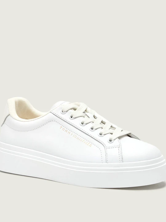 Zdjęcie produktu Tommy Hilfiger Skórzane sneakersy TH CHIC biały