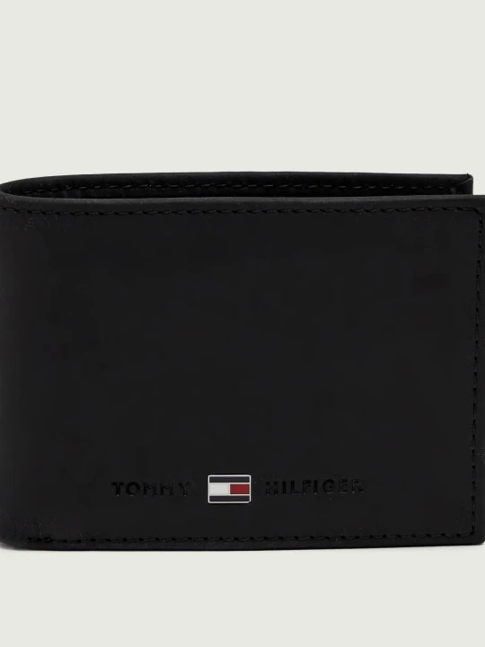 Zdjęcie produktu Tommy Hilfiger Skórzany portfel JOHNSON MINI CC FLAP czarny
