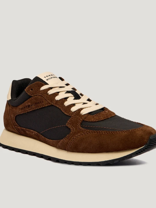Zdjęcie produktu Tommy Hilfiger Sneakersy New Runner | zamsz brązowy