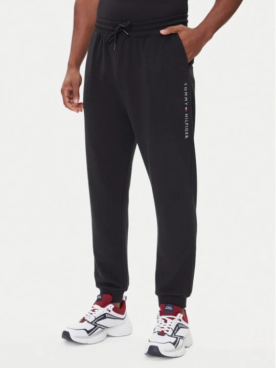 Zdjęcie produktu Tommy Hilfiger Spodnie dresowe UM0UM03664 Czarny Regular Fit