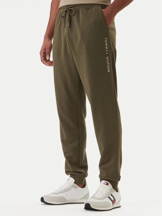 Zdjęcie produktu Tommy Hilfiger Spodnie dresowe UM0UM03664 Khaki Regular Fit