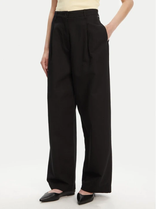 Zdjęcie produktu Tommy Hilfiger Spodnie materiałowe WW0WW45780 Czarny Wide Leg