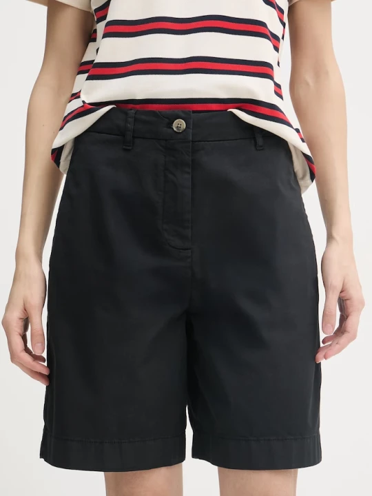 Zdjęcie produktu Tommy Hilfiger szorty chino damskie z bawełną czarny