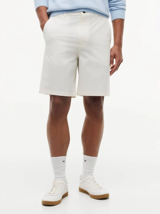 Zdjęcie produktu Tommy Hilfiger Szorty chino DOVER 8 | Regular Fit ecru