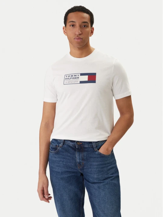Zdjęcie produktu Tommy Hilfiger T-Shirt Brand Love Box MW0MW42366 Biały Regular Fit