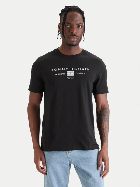 Zdjęcie produktu Tommy Hilfiger T-Shirt Brand Love MW0MW42365 Czarny Regular Fit