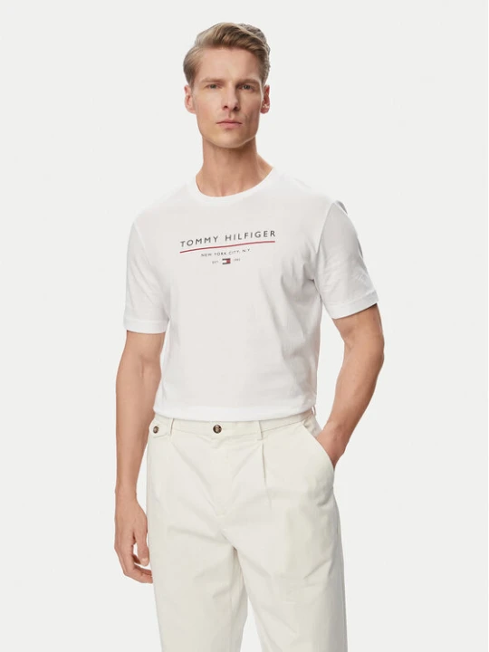 Zdjęcie produktu Tommy Hilfiger T-Shirt Brand Love MW0MW44359 Biały Regular Fit