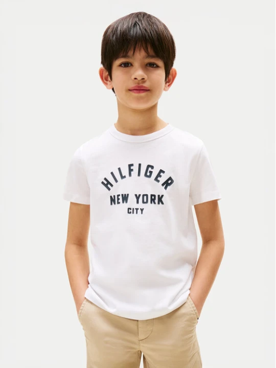 Zdjęcie produktu Tommy Hilfiger T-Shirt Curved Graphic KB0KB09800 Biały Regular Fit