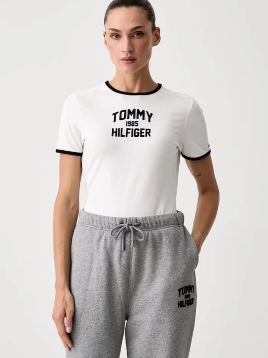 Zdjęcie produktu Tommy Hilfiger T-shirt damski bawełniany z elastanem biały