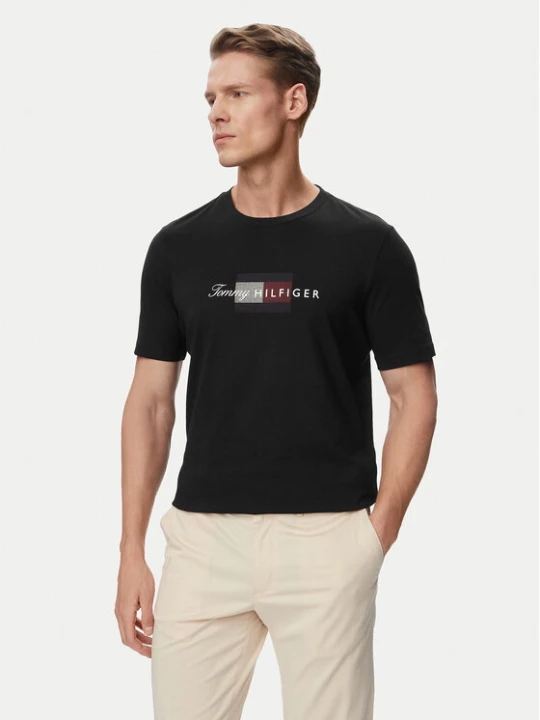 Zdjęcie produktu Tommy Hilfiger T-Shirt MW0MW43226 Czarny Regular Fit