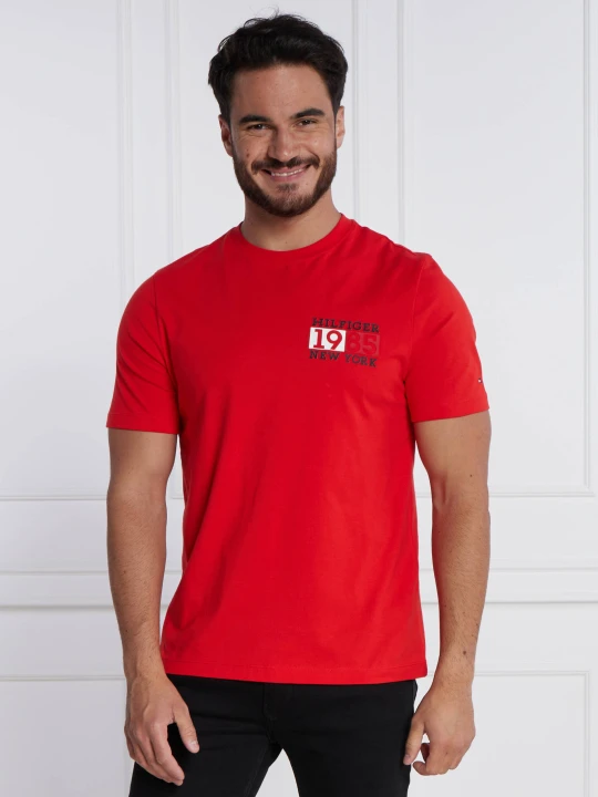 Zdjęcie produktu Tommy Hilfiger T-shirt NEW YORK FLAG TEE | Regular Fit czerwony