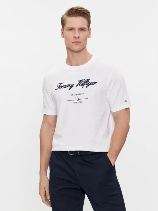 Zdjęcie produktu Tommy Hilfiger T-Shirt Script Logo Tee MW0MW33691 Biały Regular Fit