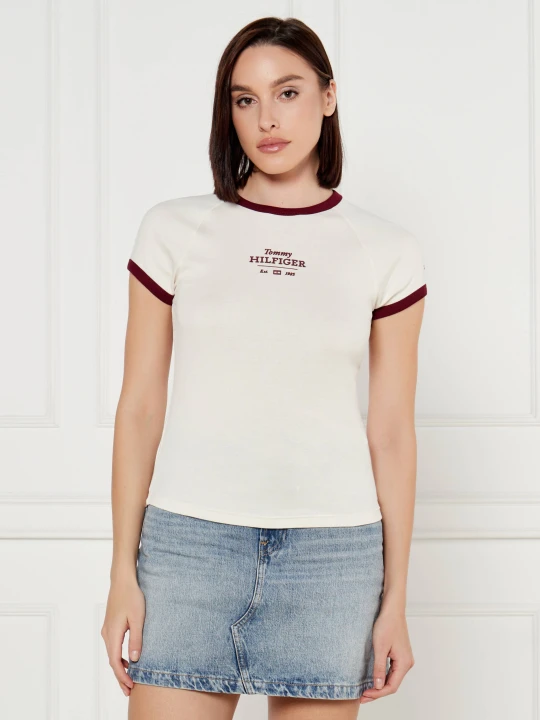 Zdjęcie produktu Tommy Hilfiger T-shirt | Slim Fit ecru