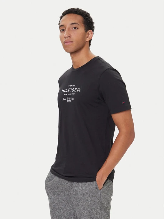 Zdjęcie produktu Tommy Hilfiger T-Shirt Stack Graphic MW0MW40002 Czarny Regular Fit