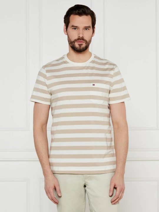 Zdjęcie produktu Tommy Hilfiger T-shirt TH x F.C. Liverpool | Regular Fit beżowy