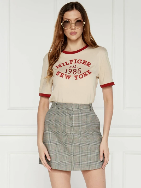 Zdjęcie produktu Tommy Hilfiger T-shirt Varsity Ringer | Regular Fit beżowy