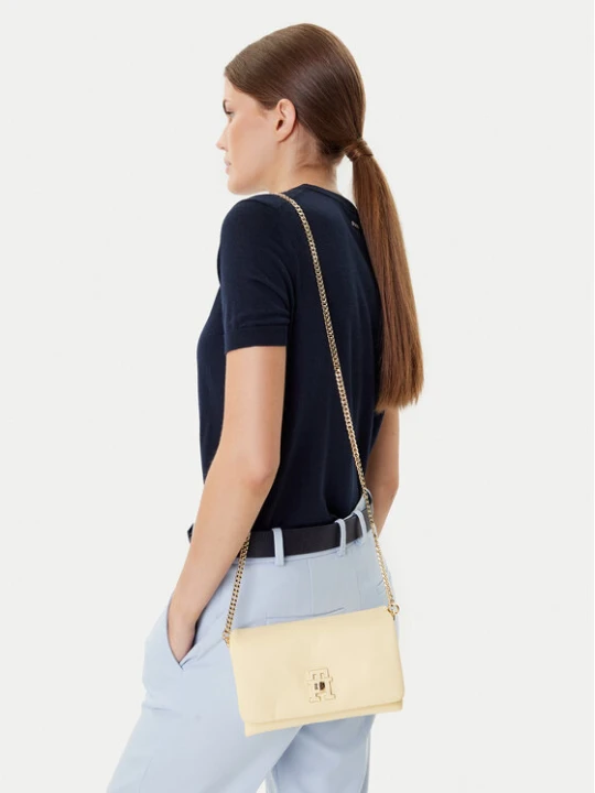 Zdjęcie produktu Tommy Hilfiger Torebka AW0AW17462 Żółty