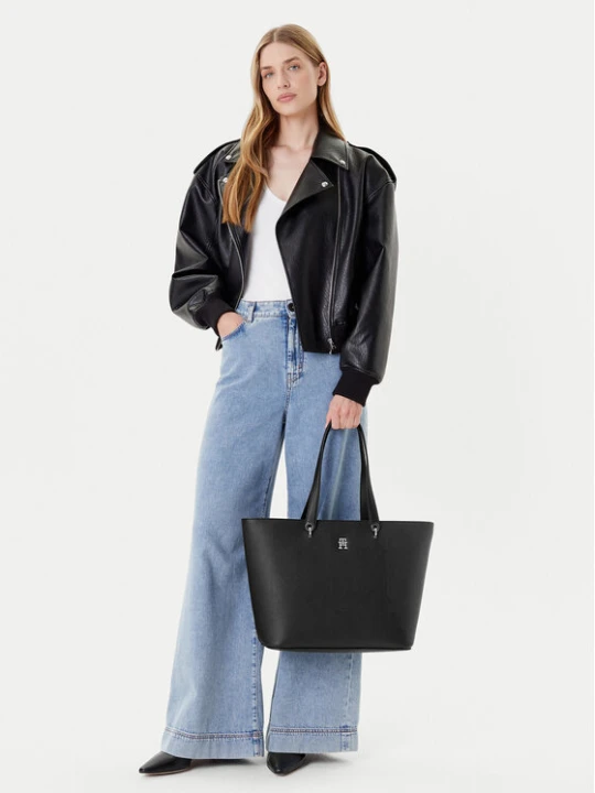 Zdjęcie produktu Tommy Hilfiger Torebka Th Emblem Tote AW0AW15178 Czarny