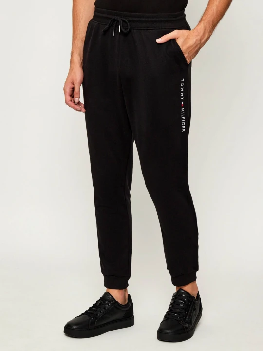 Zdjęcie produktu Tommy Hilfiger Spodnie dresowe | Regular Fit czarny
