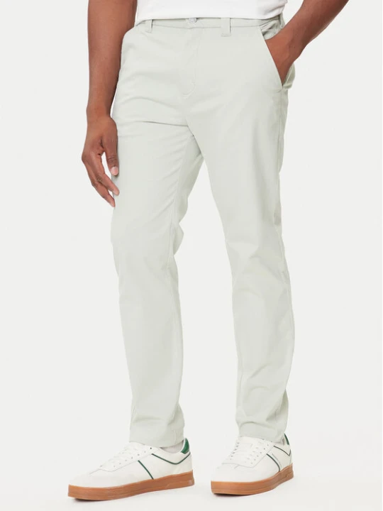 Zdjęcie produktu Tommy Jeans Chinosy Austin DM0DM20282 Zielony Slim Fit