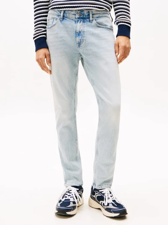 Zdjęcie produktu TOMMY JEANS Dżinsy - Tapered fit - w kolorze błękitnym rozmiar: W33 / L32