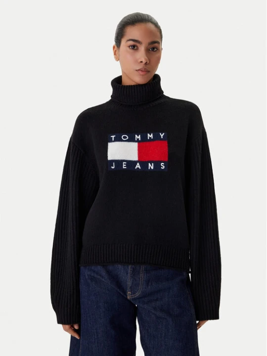 Zdjęcie produktu Tommy Jeans Golf Flag DW0DW22108 Czarny Relaxed Fit