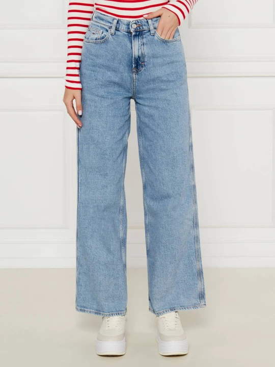 Zdjęcie produktu Tommy Jeans Jeansy CLAIRE | flare fit błękitny