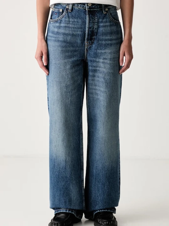 Zdjęcie produktu Tommy Jeans jeansy relaxed fit damskie brązowy