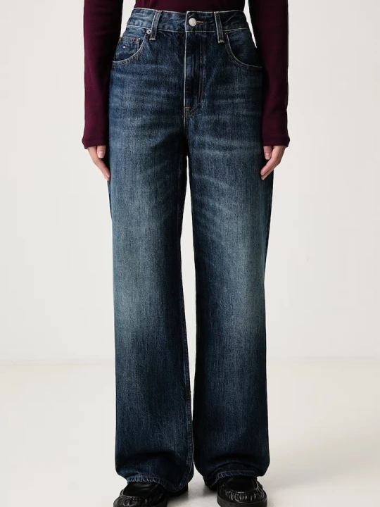 Zdjęcie produktu Tommy Jeans jeansy relaxed fit damskie granatowy