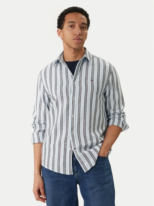 Zdjęcie produktu Tommy Jeans Koszula DM0DM22755 Błękitny Regular Fit Niebieski jasny