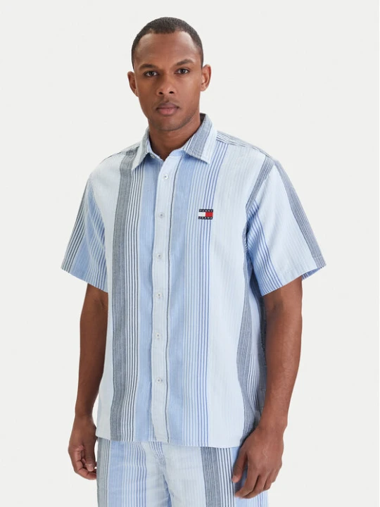 Zdjęcie produktu Tommy Jeans Koszula DM0DM22789 Błękitny Relaxed Fit Niebieski jasny