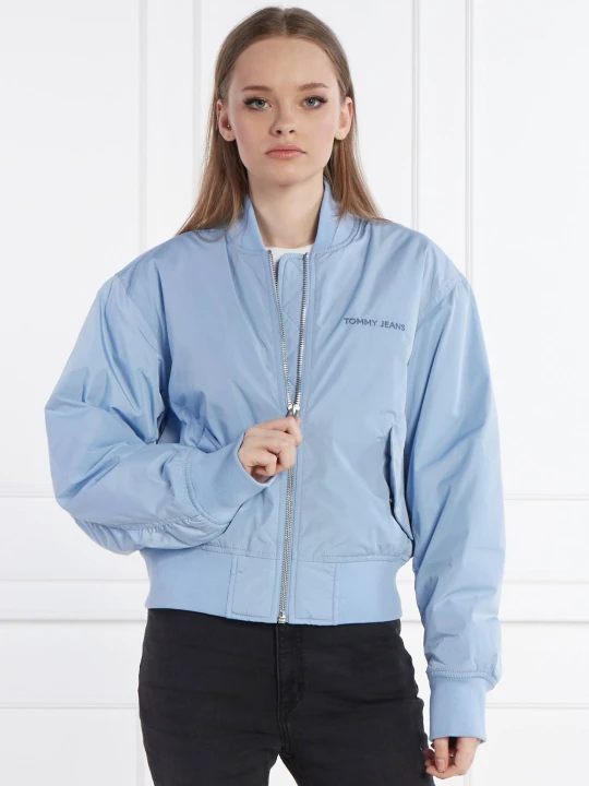 Zdjęcie produktu Tommy Jeans Kurtka bomber | Cropped Fit błękitny