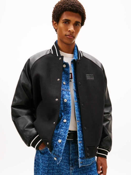 Zdjęcie produktu Tommy Jeans Kurtka bomber | Regular Fit | z dodatkiem wełny czarny
