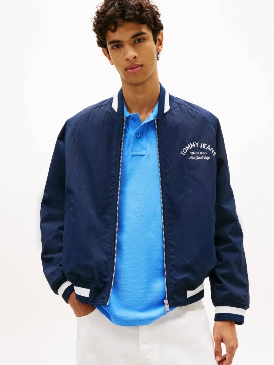 Zdjęcie produktu Tommy Jeans Kurtka bomber VARSITY | Regular Fit granatowy