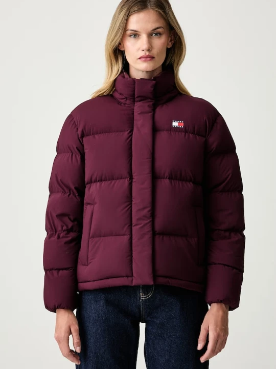 Zdjęcie produktu Tommy Jeans kurtka puchowa damska bordowy