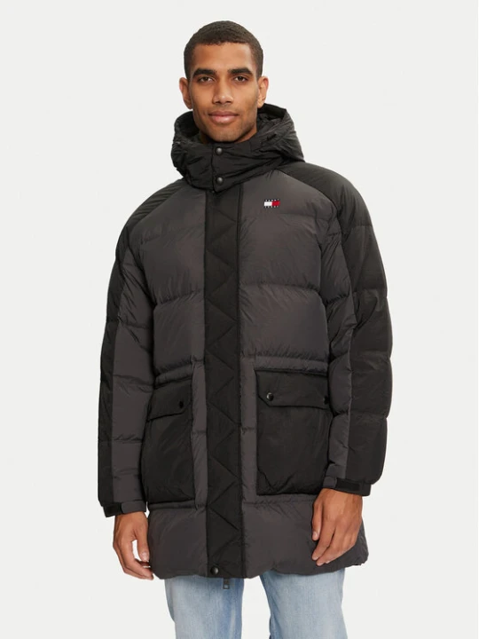 Zdjęcie produktu Tommy Jeans Kurtka puchowa DM0DM19999 Czarny Regular Fit
