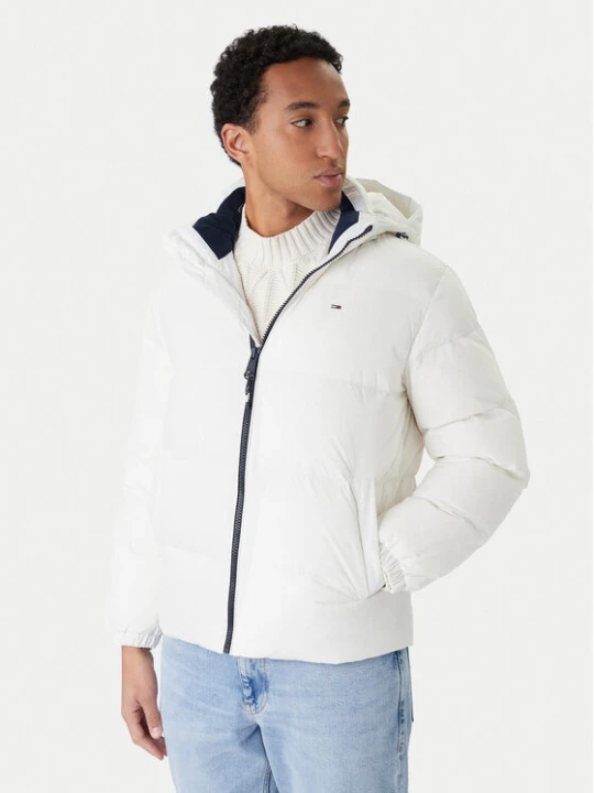 Zdjęcie produktu Tommy Jeans Kurtka puchowa Essential DM0DM19786 Biały Regular Fit