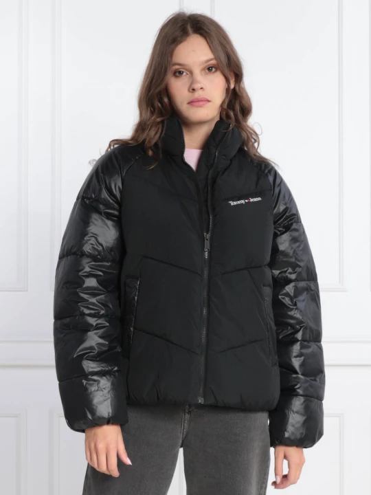Zdjęcie produktu Tommy Jeans Kurtka TJW TONAL BLOCKING PUFFER | Oversize fit czarny