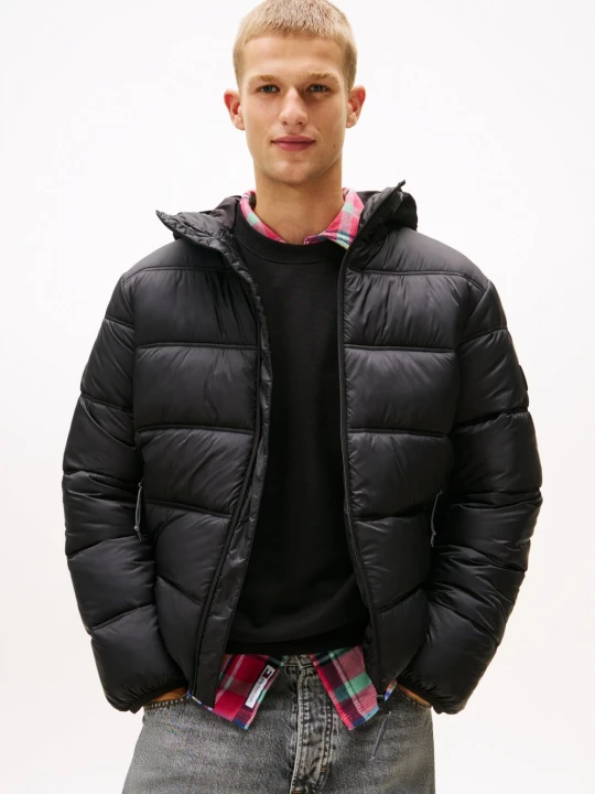 Zdjęcie produktu Tommy Jeans Pikowana kurtka Mężczyźni Sztuczne włókno czarny