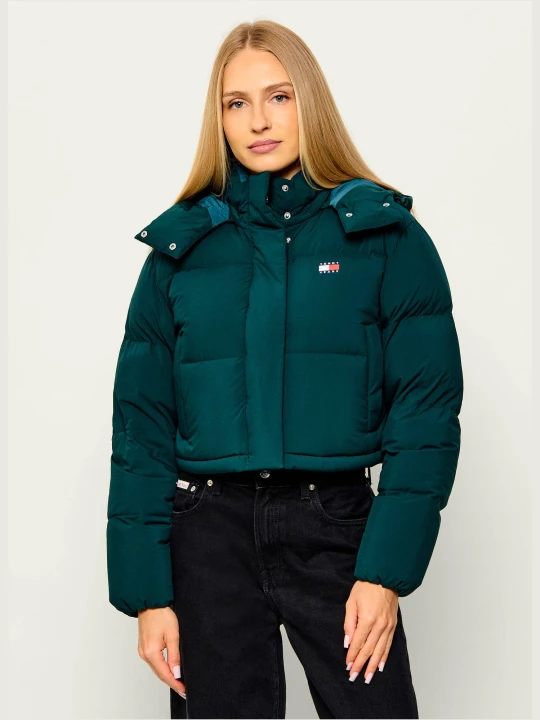 Zdjęcie produktu Tommy Jeans Puchowa kurtka Alaska | Cropped Fit zielony