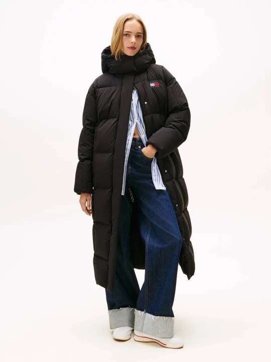 Zdjęcie produktu Tommy Jeans Puchowy płaszcz Alaska czarny