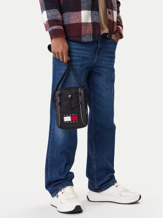 Zdjęcie produktu Tommy Jeans Saszetka Tjm Archive Reporter AM0AM13882 Czarny
