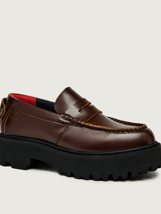 Zdjęcie produktu Tommy Jeans Skórzane loafersy ARCHIVE ''01 brązowy