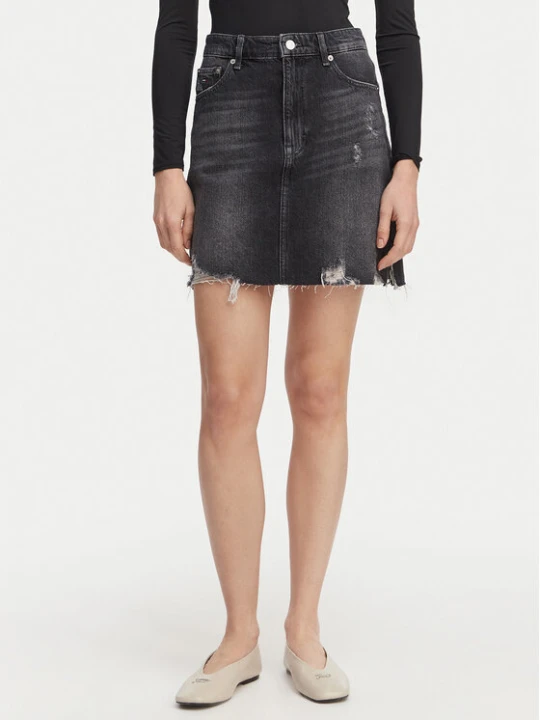 Zdjęcie produktu Tommy Jeans Spódnica jeansowa DW0DW22715 Czarny Mom Fit
